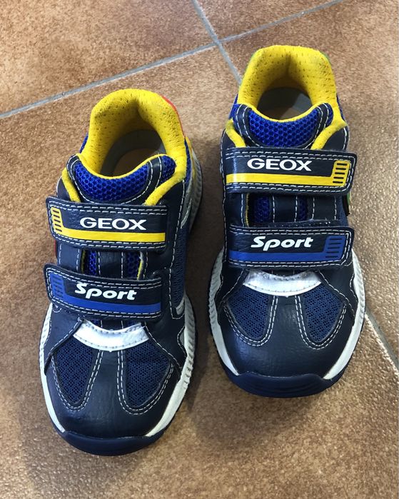 Geox Sport Super Mario criança usados
