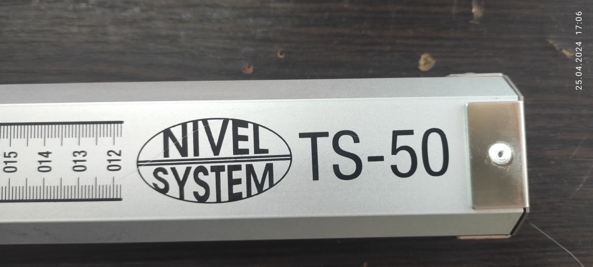 Рейка нівелірна NIVEL SYSTEM TS50