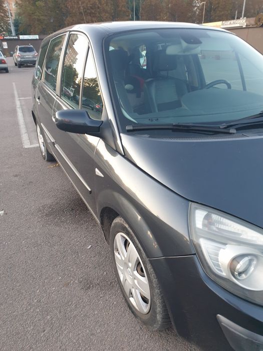 Renault Grand Scenic 2