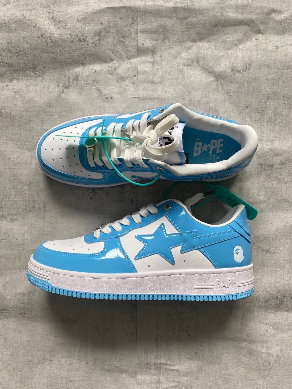 Кросівки A Bathing Ape Bape Sta

Повністю нові

Розмір: 46

Колір: Mo