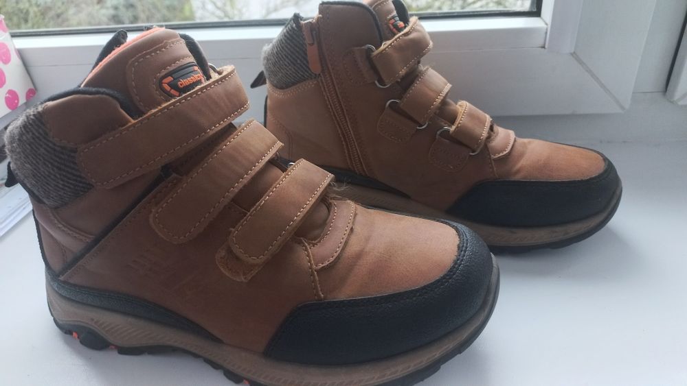 Buty zimowe rozm. 37 wkładka 24 cm.