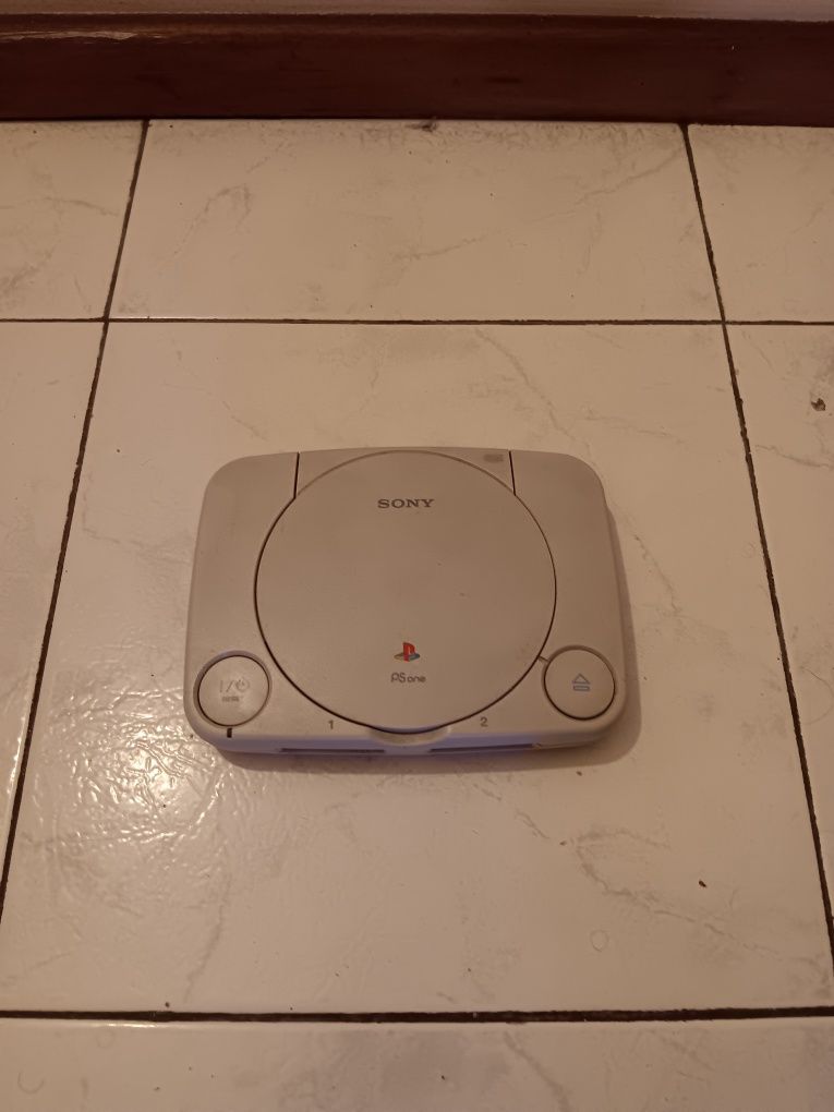 Playstation One - usada