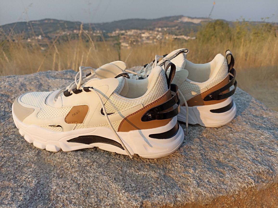 Sapatilhas branco/creme