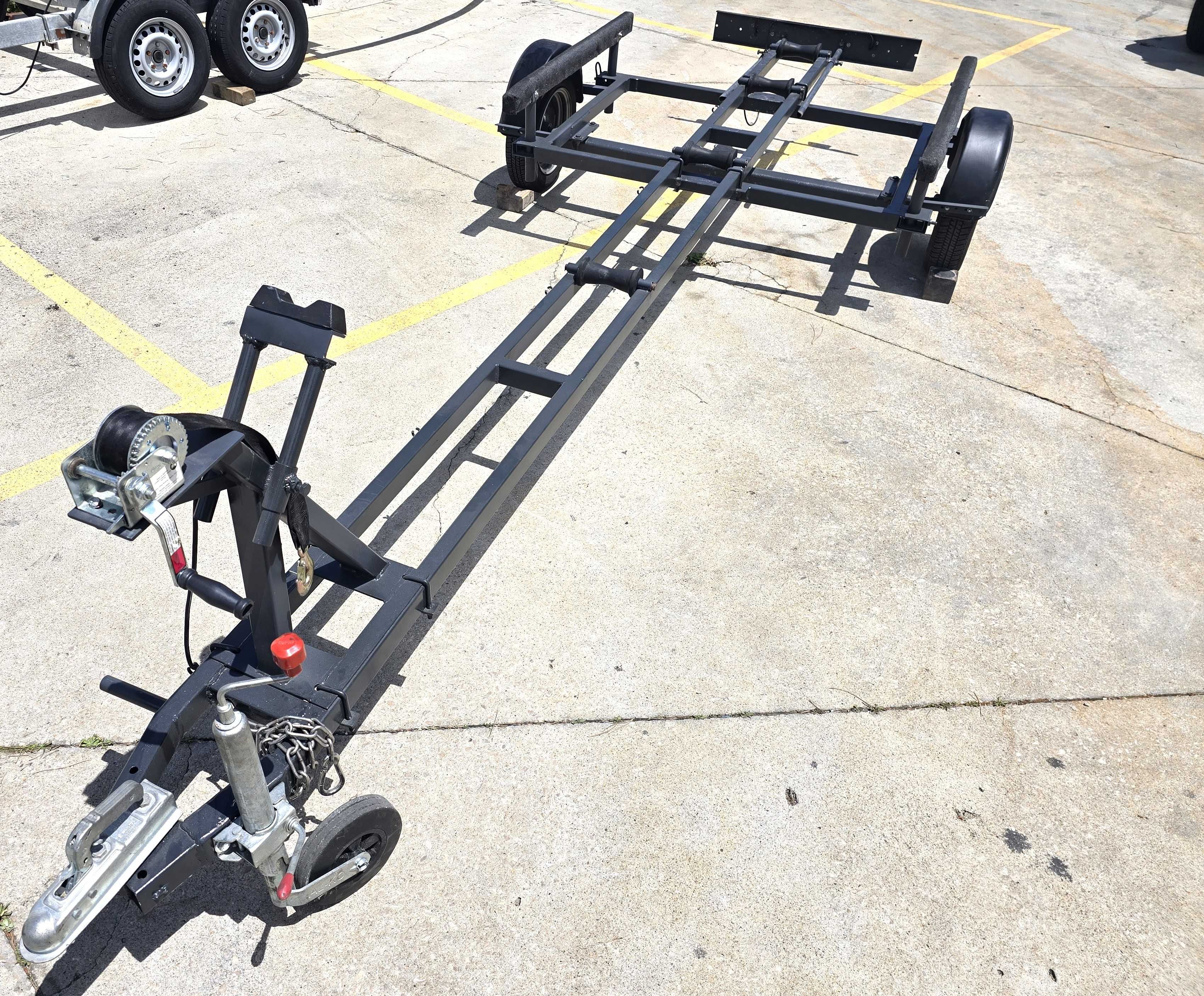 Atrelado para barco 480 impecável