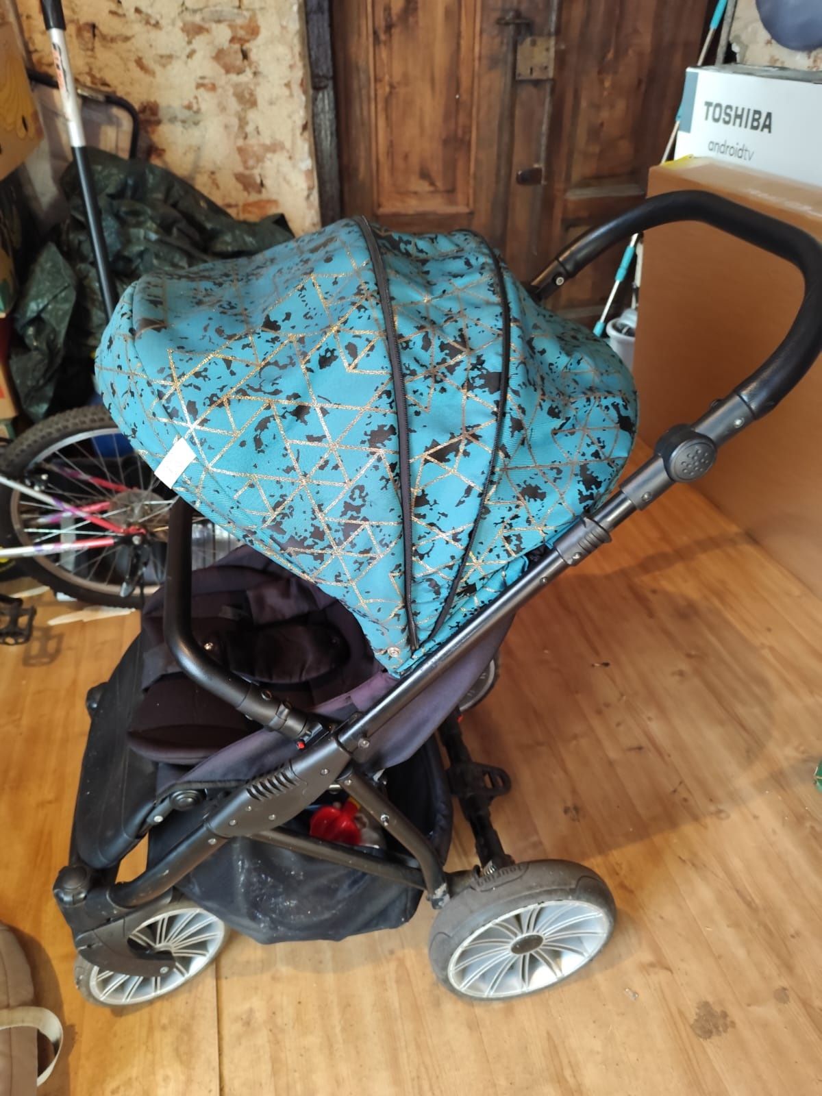 Wózek spacerowy dla dziecka