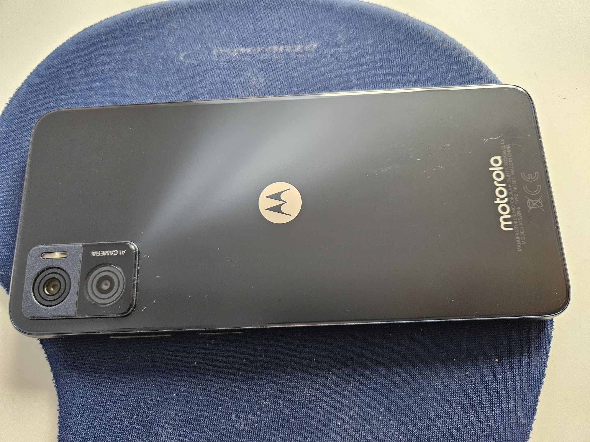 Telefon Motorola E22