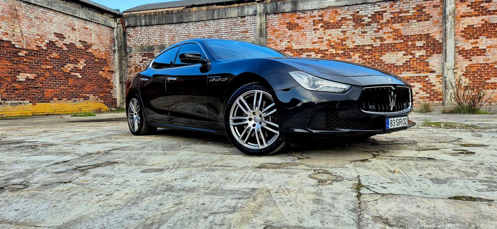 Maserati ghibli Nacional com livro de revisões