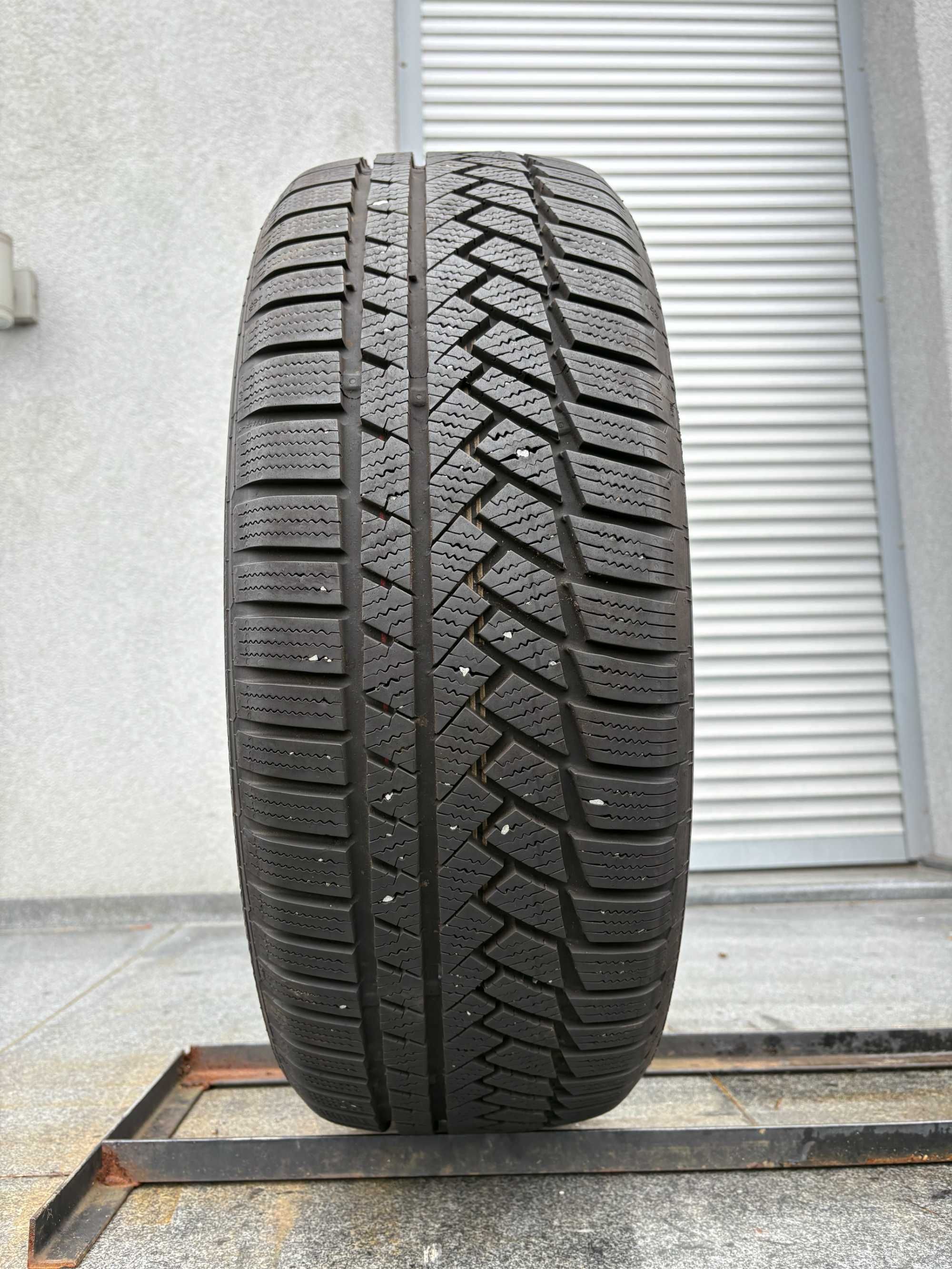 1szt zimowa 215/55R17 Continental TS850P 94H 8,2mm 2018r P45Z gwar