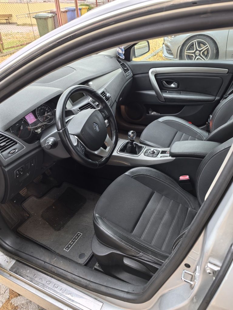Renault Laguna 3 2.0 dci 130 km 4 control