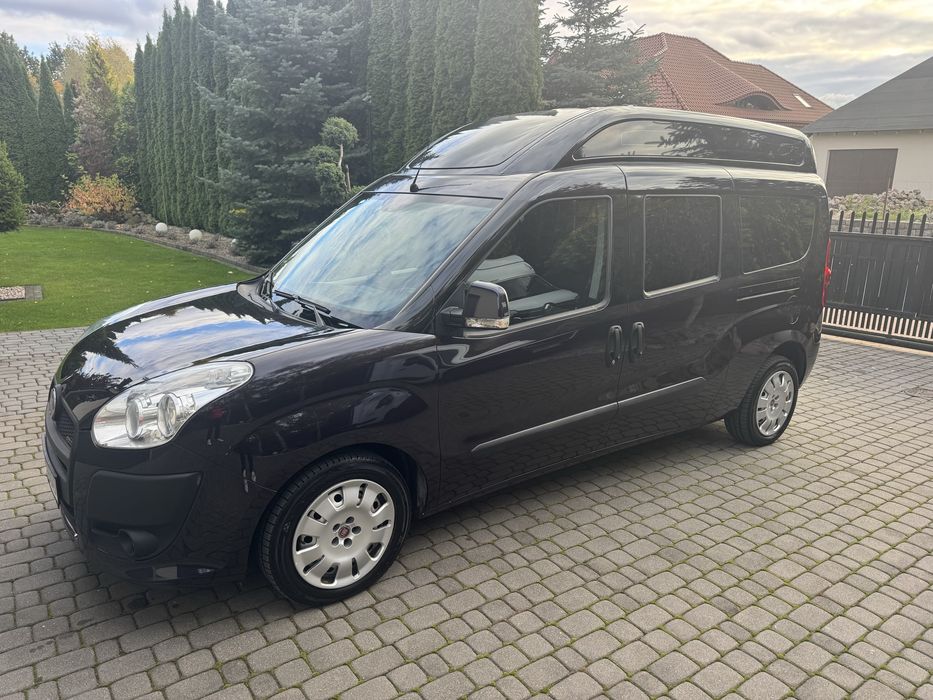 Fiat doblo przystosowany do przewozu osoby niepelnosprawnej inwalida