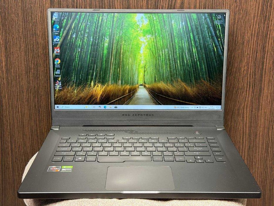 Игровой Asus ROG GA502  GTX  1660 TI | FHD ips 120HZ/R7 3750H/16/512