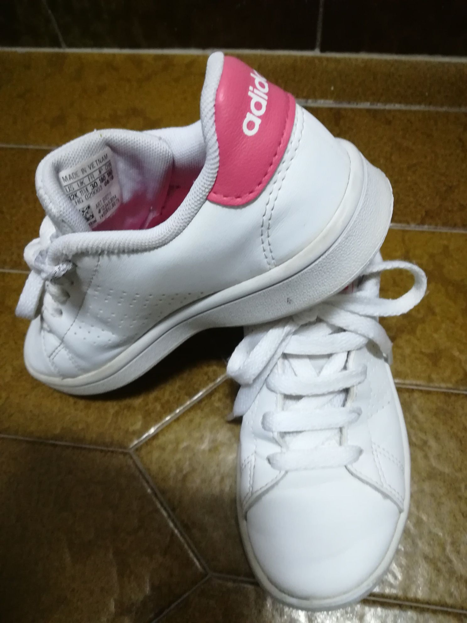 Ténis de menina adidas