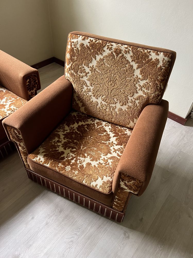 Conjunto Sofas antigos