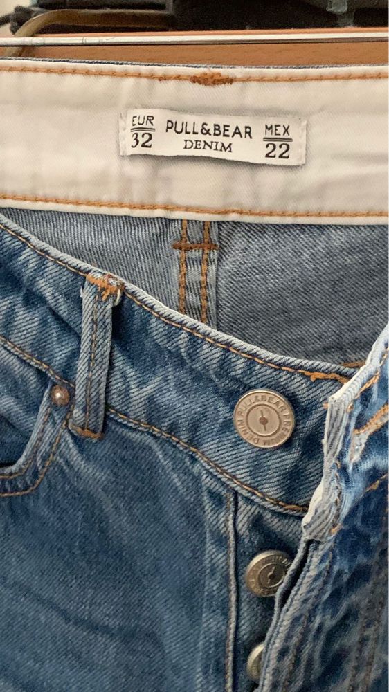 Mom Jeans (Calças Largas) Pull & Bear