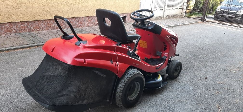 **Traktorek kosiarkę 17 koni