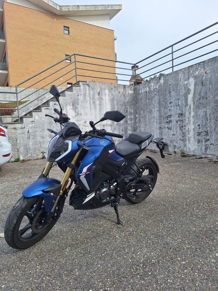 Keeway RKF 125 com 2634 kms