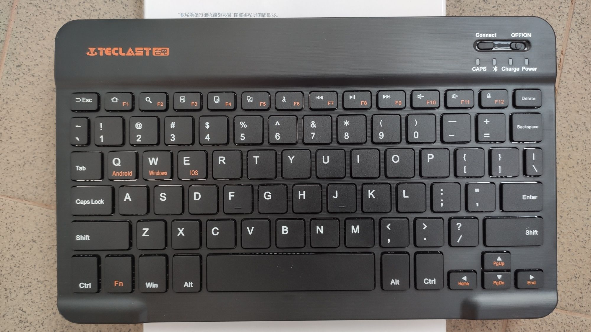 НОВА! Бездротова Bluetooth клавіатура TECLAST K10 для  планшета.