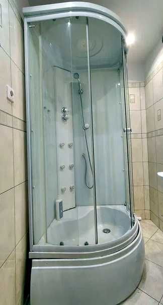 Kabina prysznicowa | wolnostojąca | zabudowana | kapsuła |85 x 85 |90