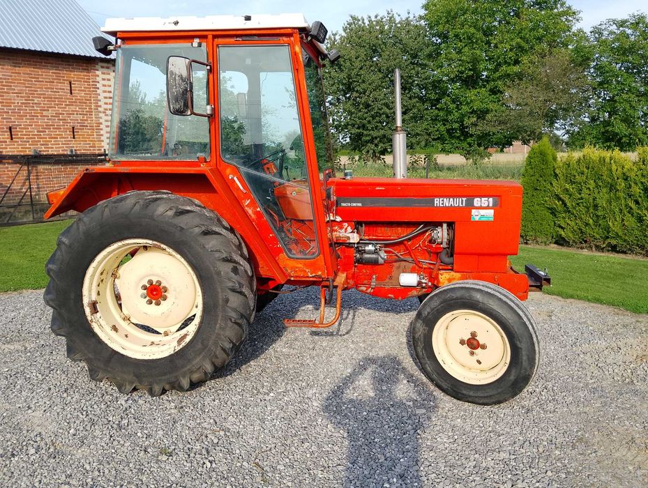 Renault 651 nie MF, Landini