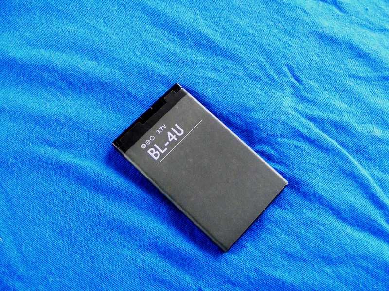 Nowa oryginalna bateria BL-4U (Nokia 8800 ARTE, produkcja 2024)