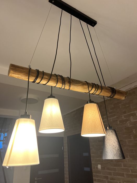 Żyrandol stylizowany