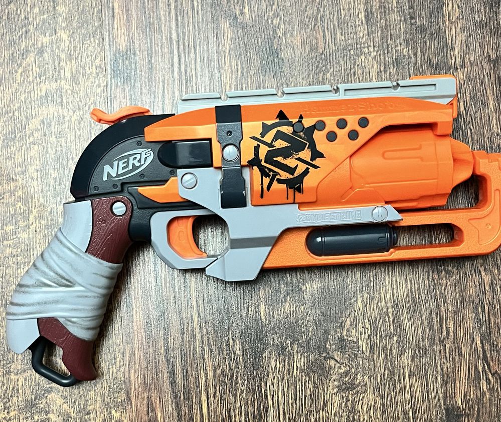Оригінальні бластери NERF