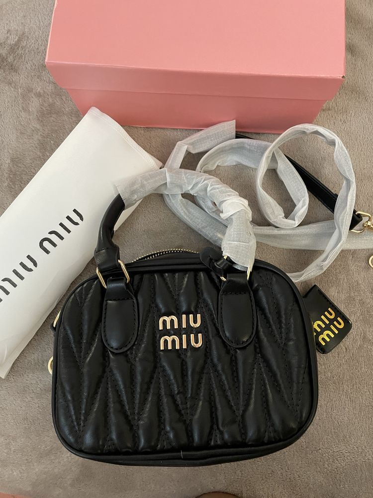 Mala miu miu black/gold