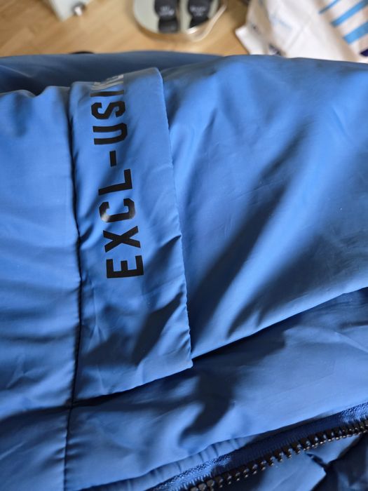 Kurtka zimowa z kapturem dla chłopca Coccodrillo.