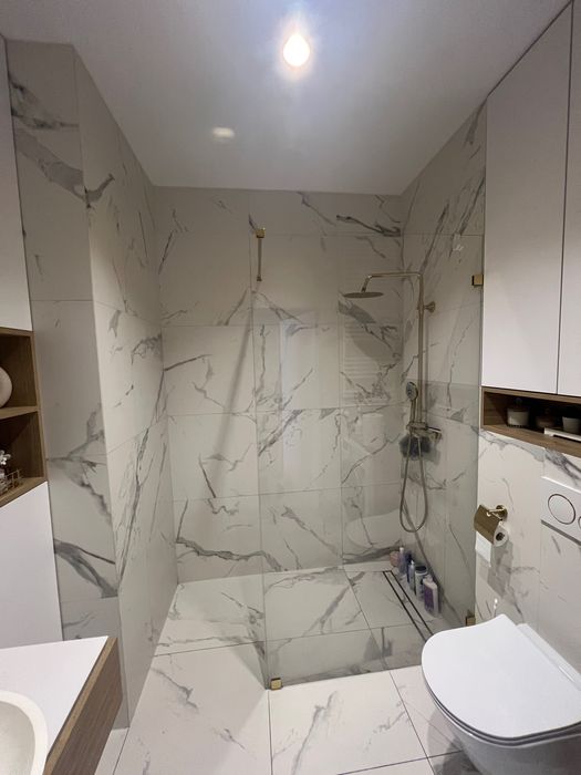 Dwa pokoje z balkonem i miejscem parkingowym