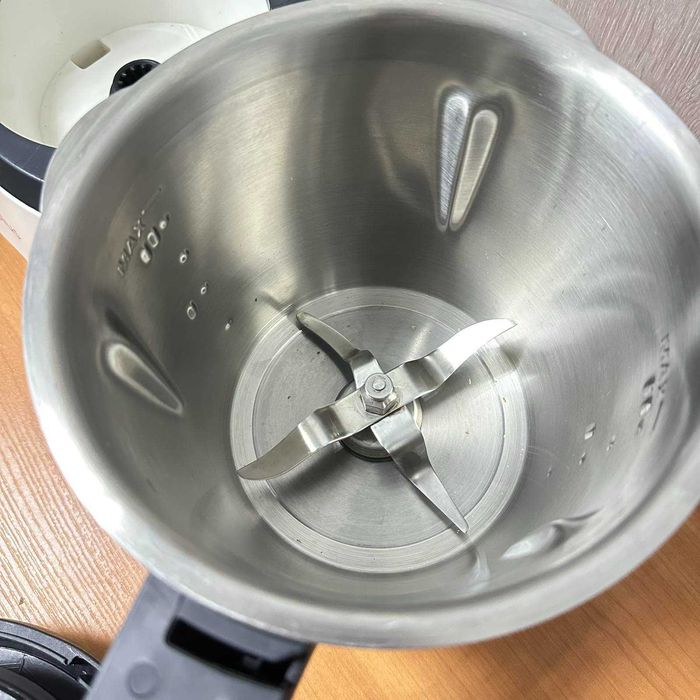 Робот кухонний silvercrest skmk 1100 a1 1000