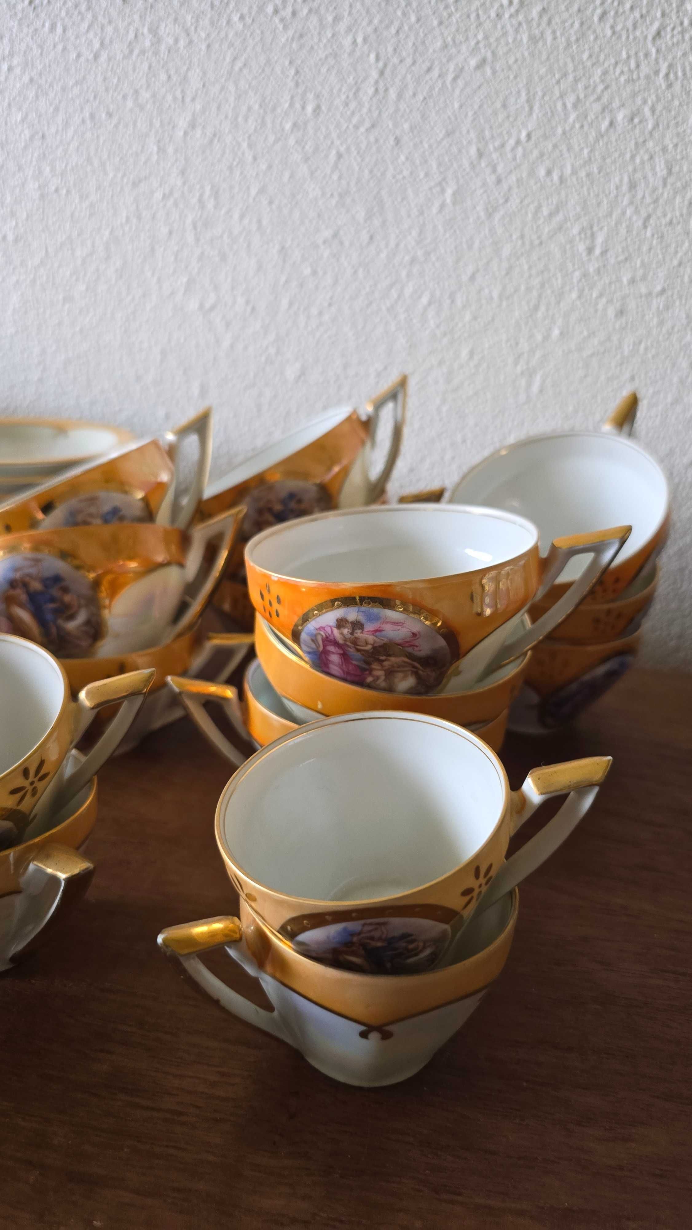 Serviço de Chá e Café Vista Alegre - Peça de Coleção Anos 20/30