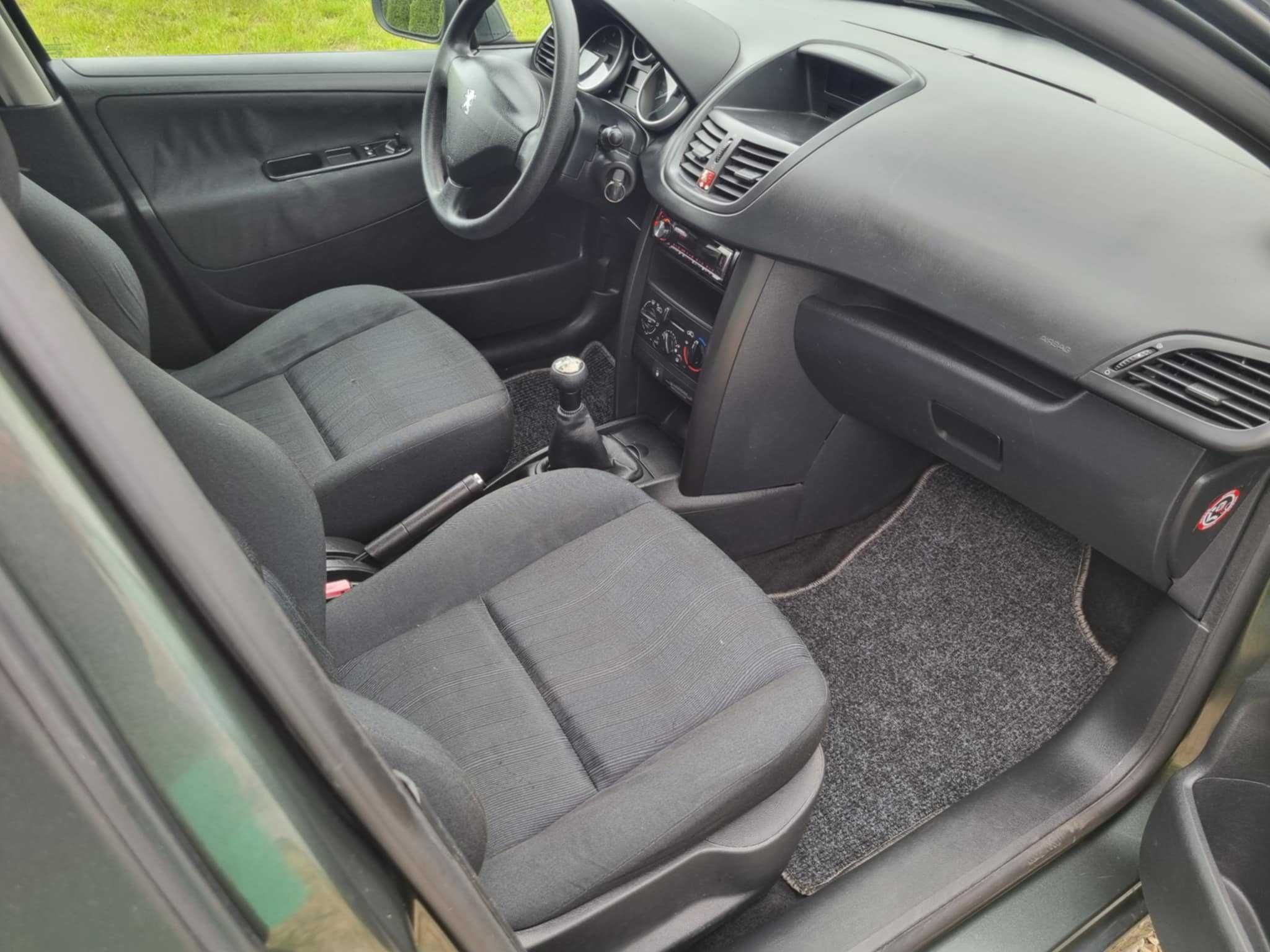 Peugeot 207 1,4 8v Zarejestrowany Import Niemcy !!! KLIMA