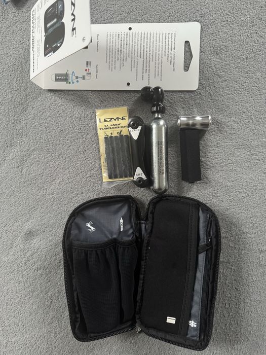 Lezyne organizator z narzedziami MTB