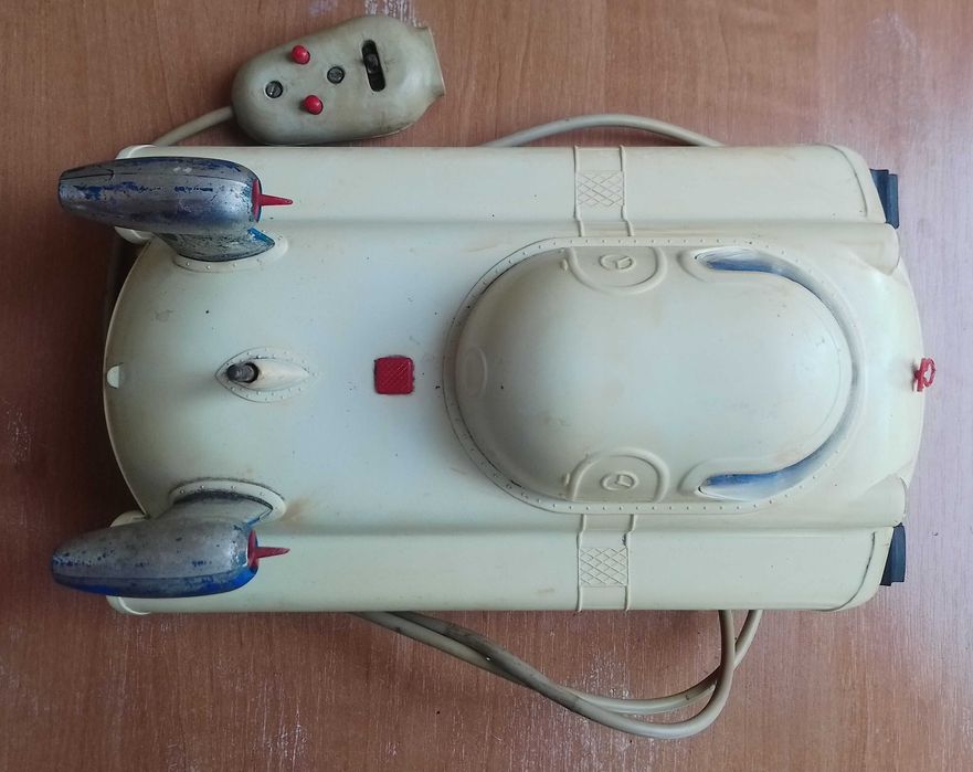 игрушка планетоход omega presu 60-е гдр ссср