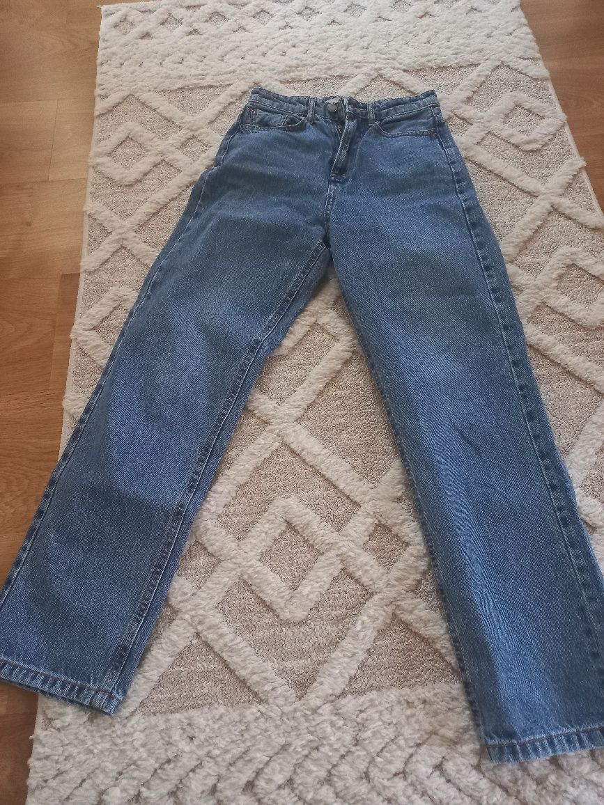 Spodnie jeans stradivarius