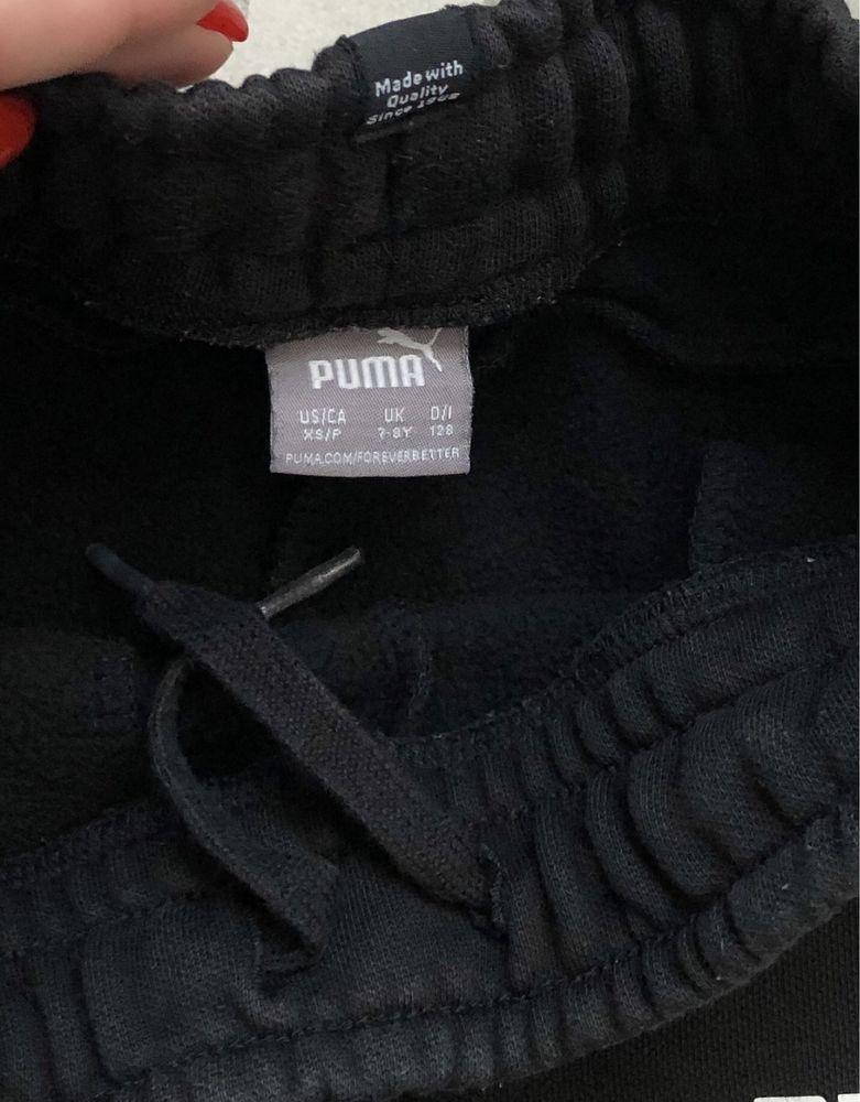 Теплі спортивні штани Puma на хлопчика 7-8 років