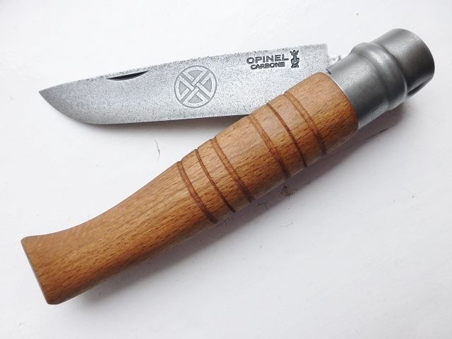 Opinel 12 Gra o Tron, House Stark, Super Wyjątkowy Nóż , Custom Grawer