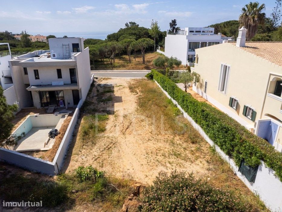 Lote para construção de Moradia, em Almancil