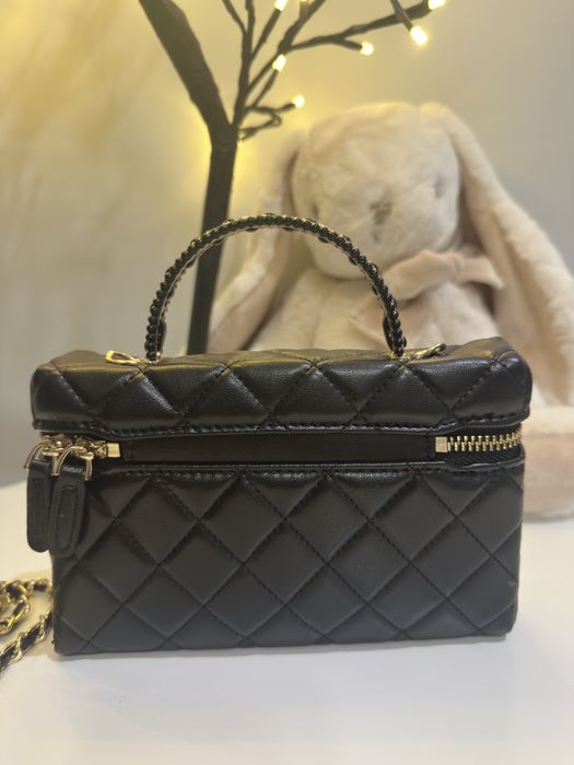 CHANEL bag stunning stylish darling
