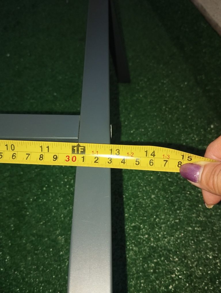Nogi pod blat biurka Ikea