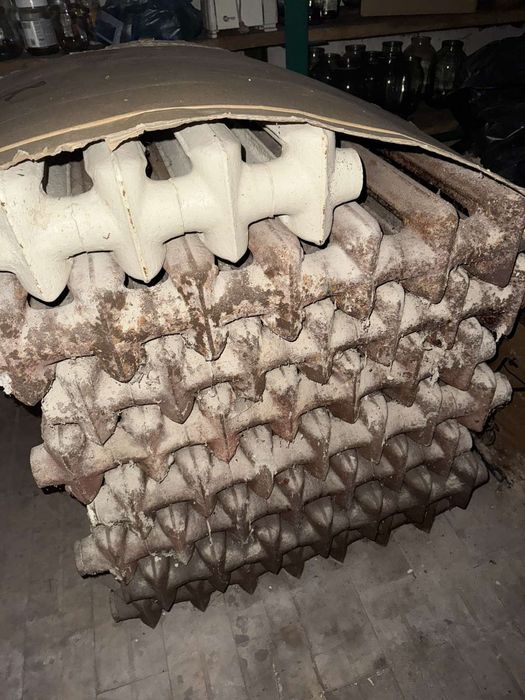 Продам чавунні батареї 50 грн за секцію