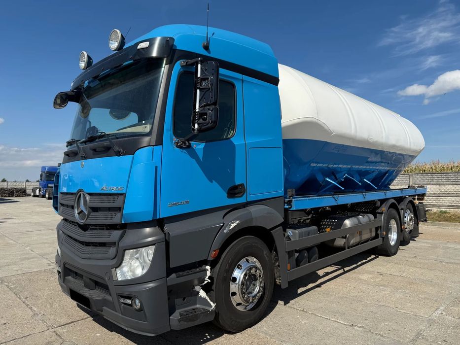 Mercedes-Benz Actros Spitzer Kompresor Wydmuch do paszy
