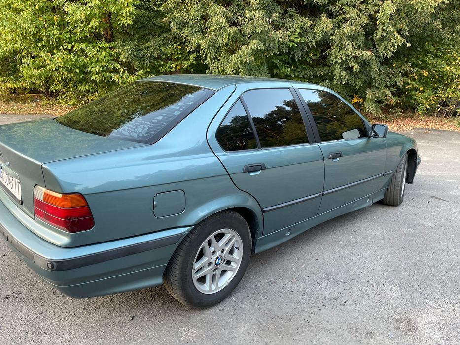 БМВ е36!2.0 бензин