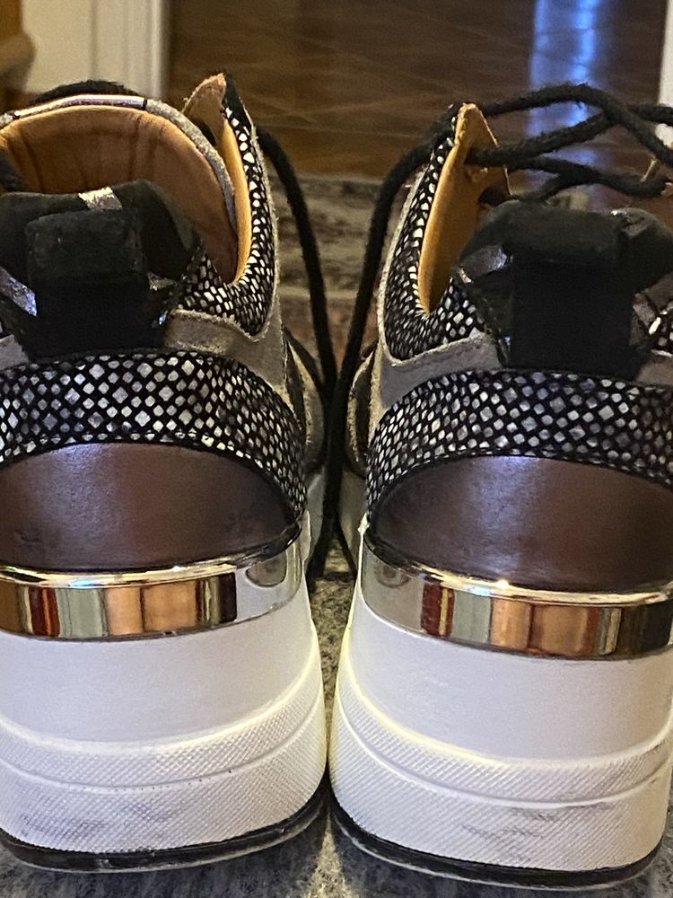 Sneakersy 40 (26),skórzane,buty sportowe, adidasy,
