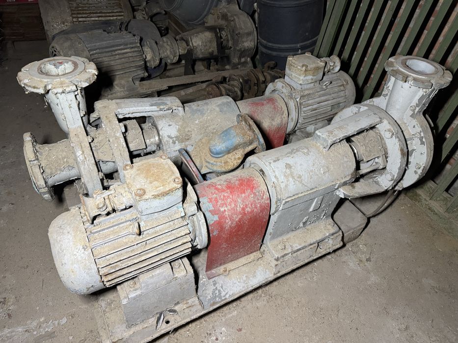 Silniki pompy szczególy pod nuemrem