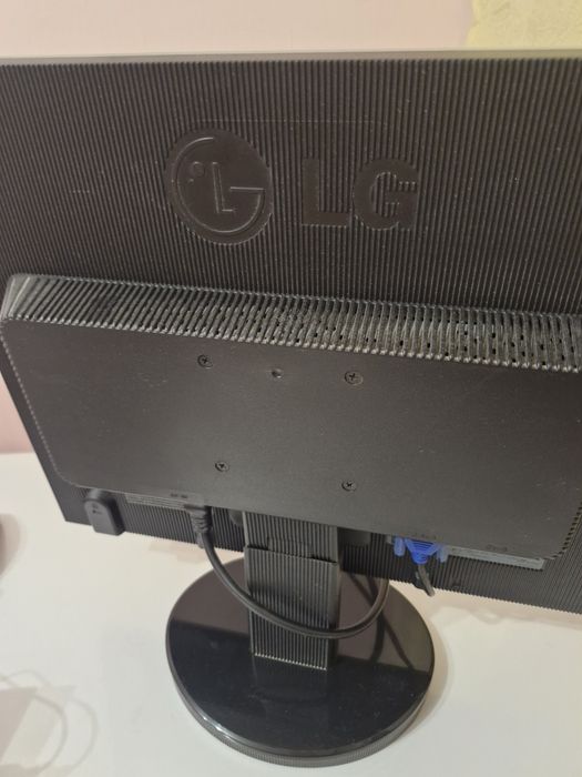Продаю Монітор LG