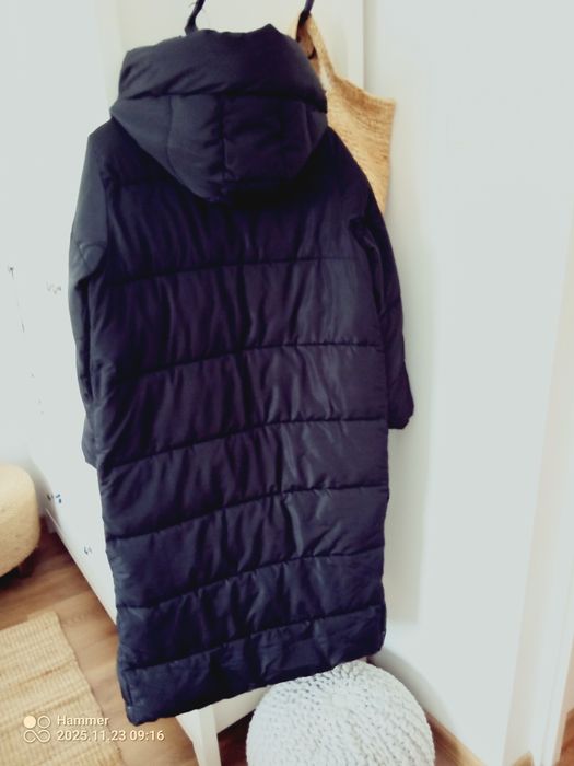 Długi płaszcz Sinsay pikowany s