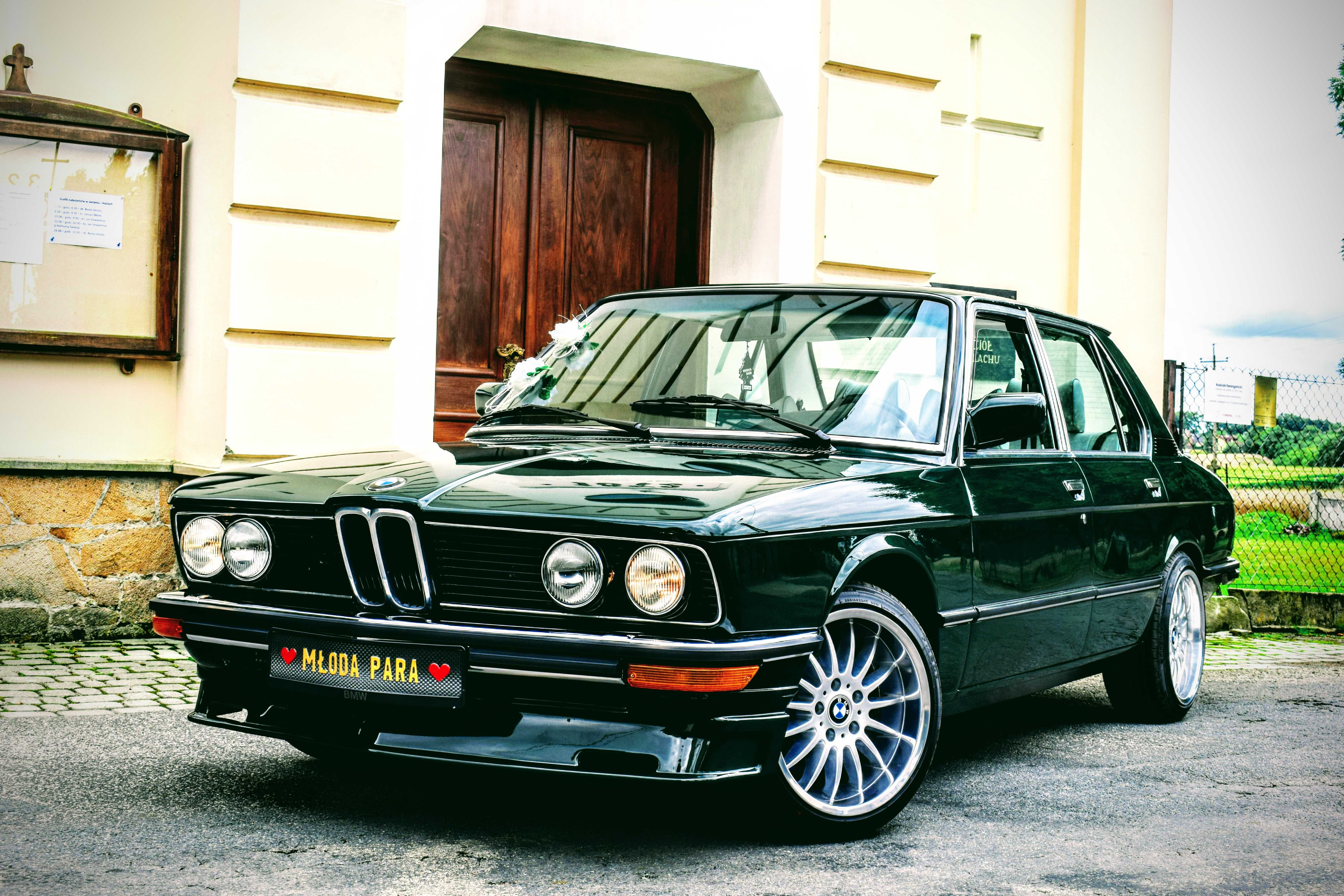 Auto do ślubu wesele zabytkowe retro BMW Butelkowa zieleń