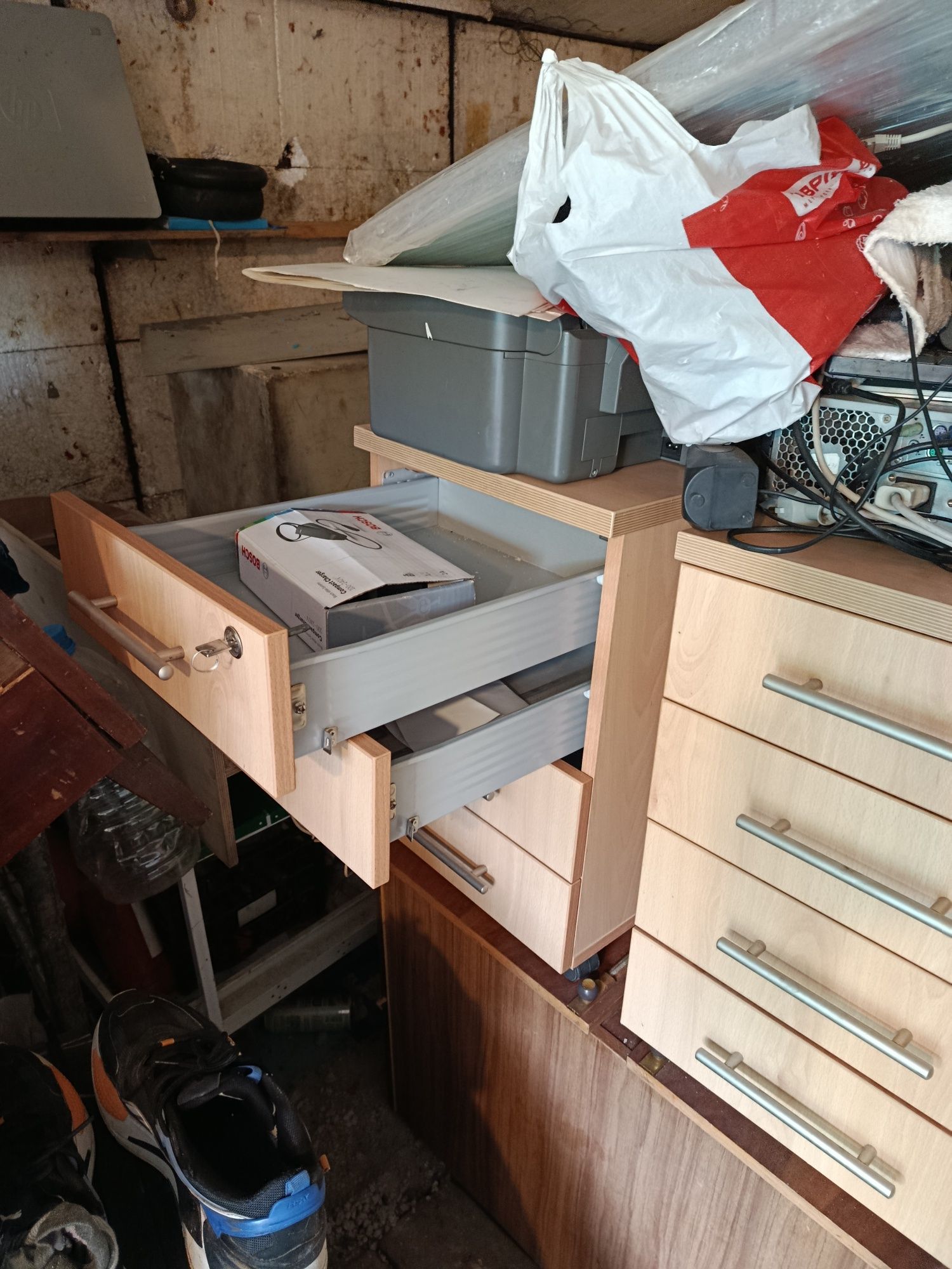 Продам тумбочки в отличном состояние