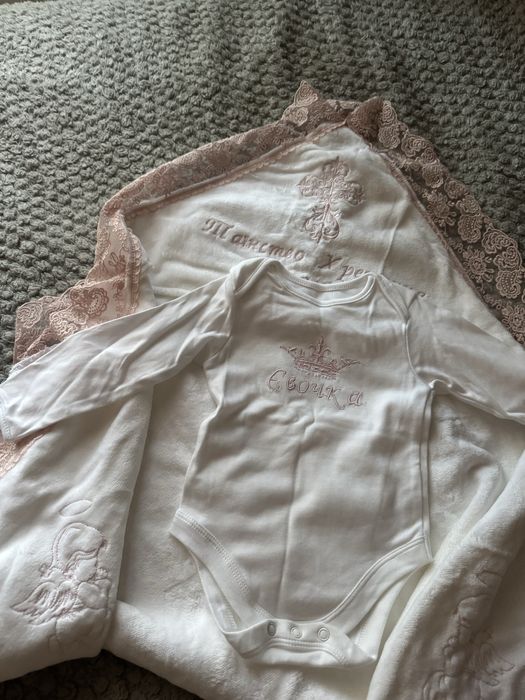 Крижма з вишивкою + святковий костюм для дівчинки (новий набір)